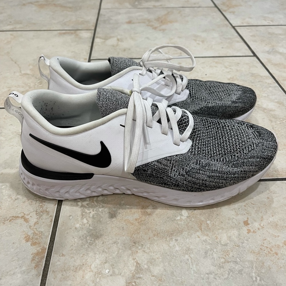 Men’s Nike Odyssey React Sneakers